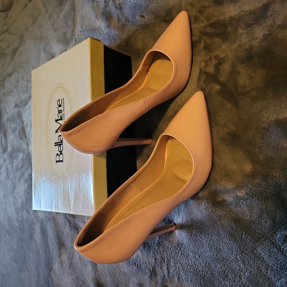 Shoe